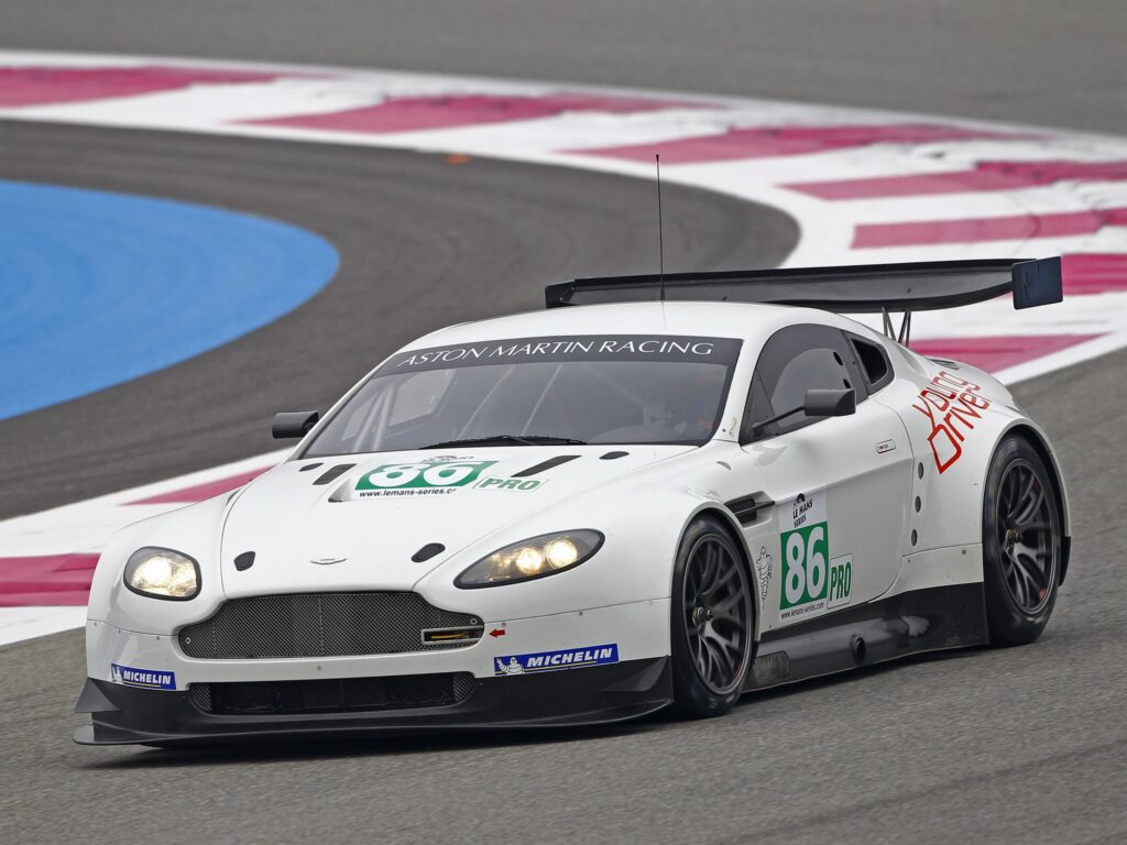 2009 Aston Martin V8 Vantage: Sleek Racing Car Front View Wallpaper
