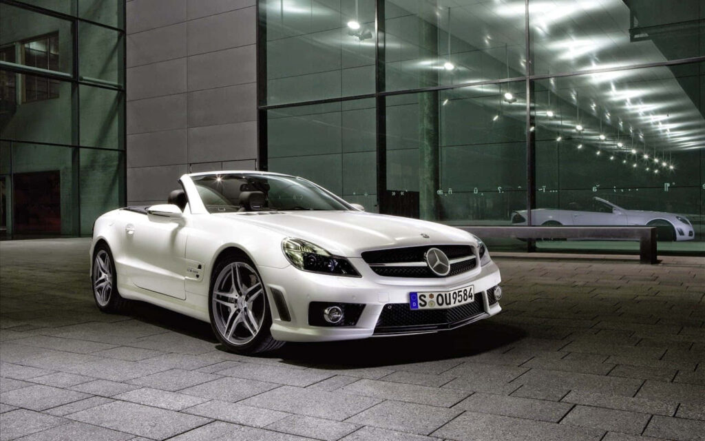 2009 Mercedes-Benz SL63 AMG Wallpaper: Luxury & Performance in White