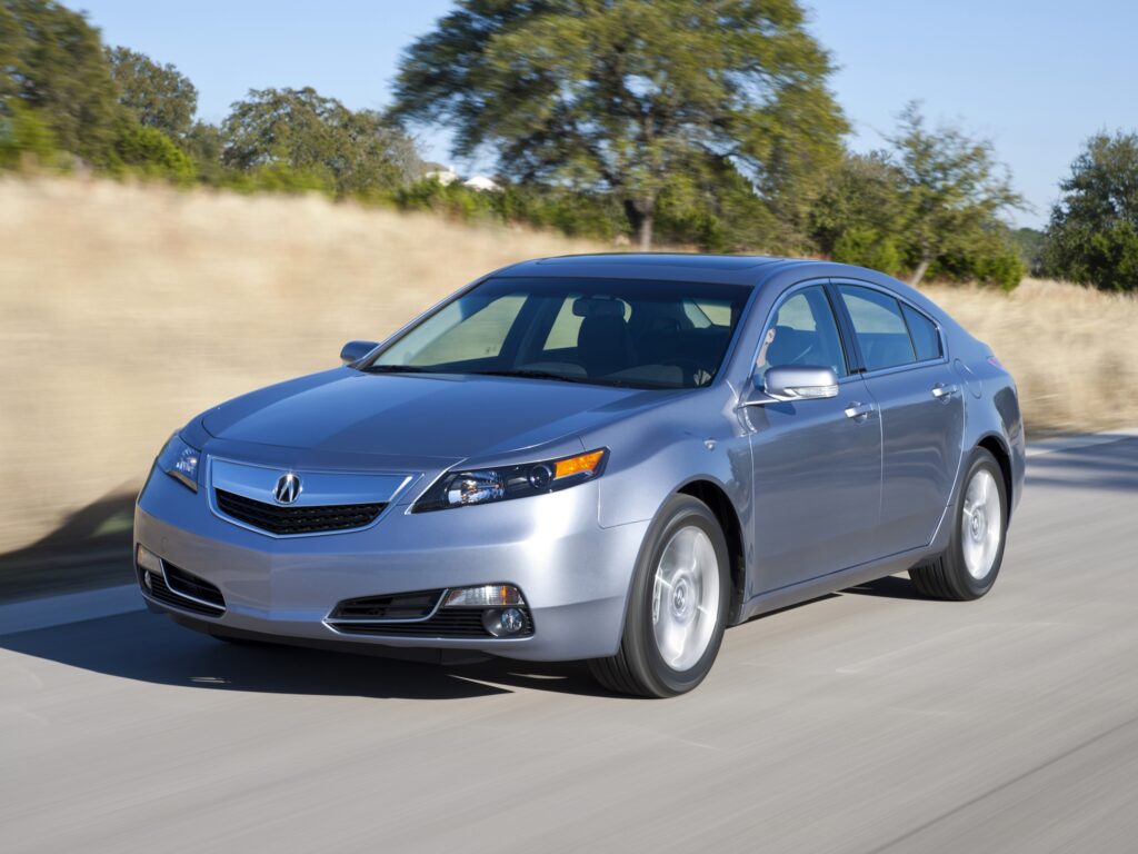 Sleek 2011 Acura TL in Silver Metallic - Stylish Front View Wallpaper