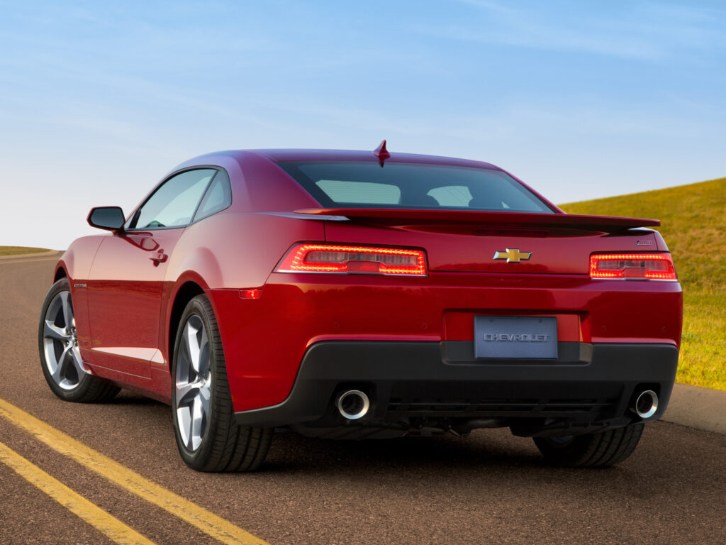 Stunning 2013 Chevy Camaro SS Rear View Wallpaper - Vibrant Red