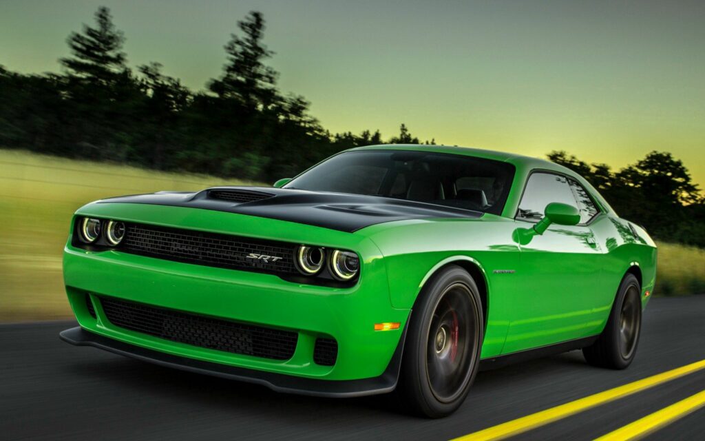 Stunning 1680x1050 Dodge Challenger Wallpaper - Speed & Style