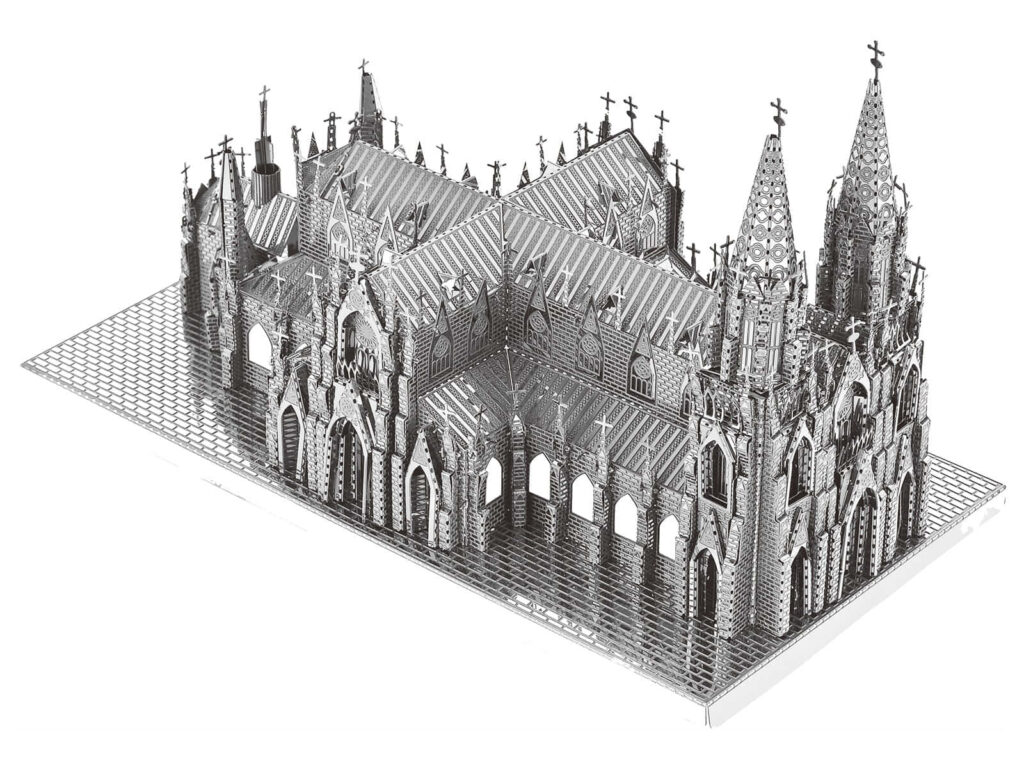 3D Silver Model of Saint Patrick's Cathedral - Gothic Wallpaper Background