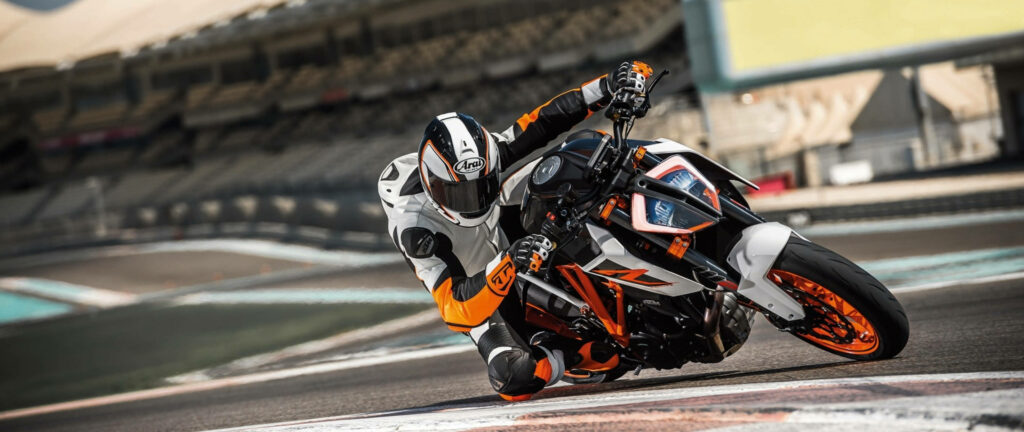 Thrilling KTM Stunt Show Captured in 4K Wallpaper