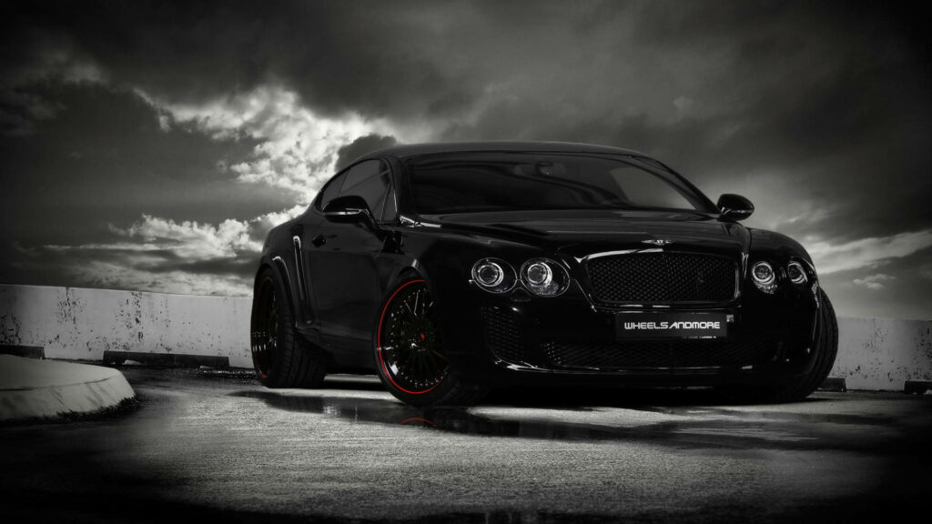 Cloudy Skies and the Timeless Elegance of Bentley's 2010 Continental GT - HD Backdrop Wallpaper