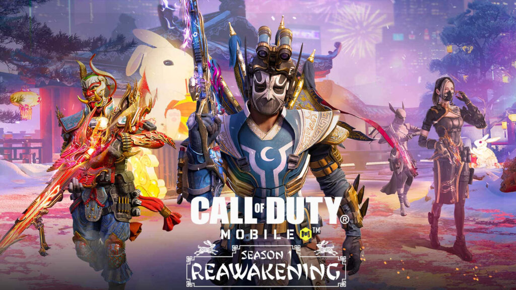 Call of Duty Mobile Season Reawakening: Dynamic Battle Wallpaper with Elaborate Armor and Weapons