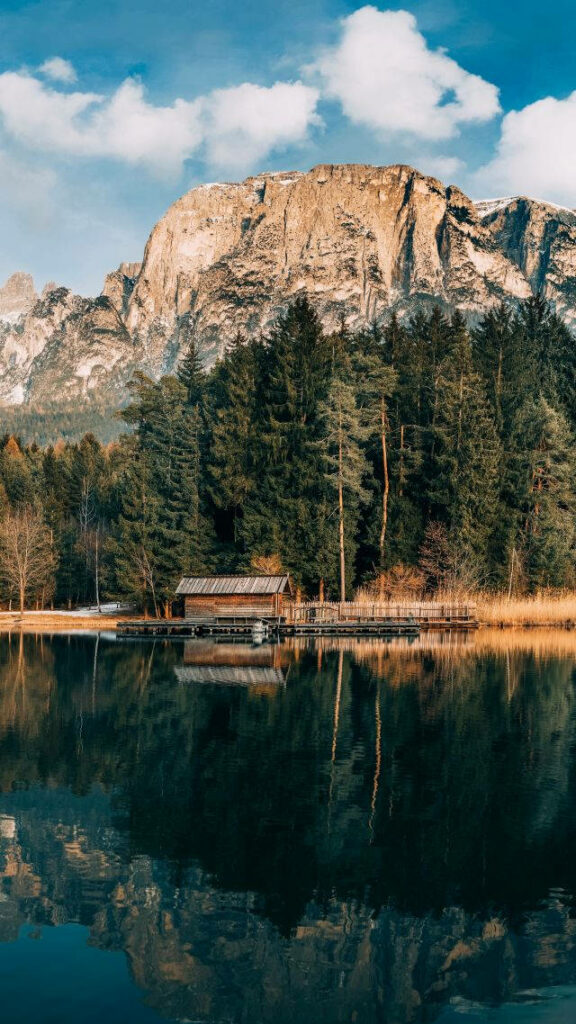 Stunning 8K Mountain River Wallpaper for iPhones - Nature Serenity