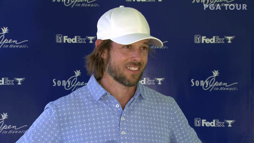 Aaron Baddeley four-time PGA Tour winner in white cap and blue shirt at Sony Open Hawaii event Wallpaper