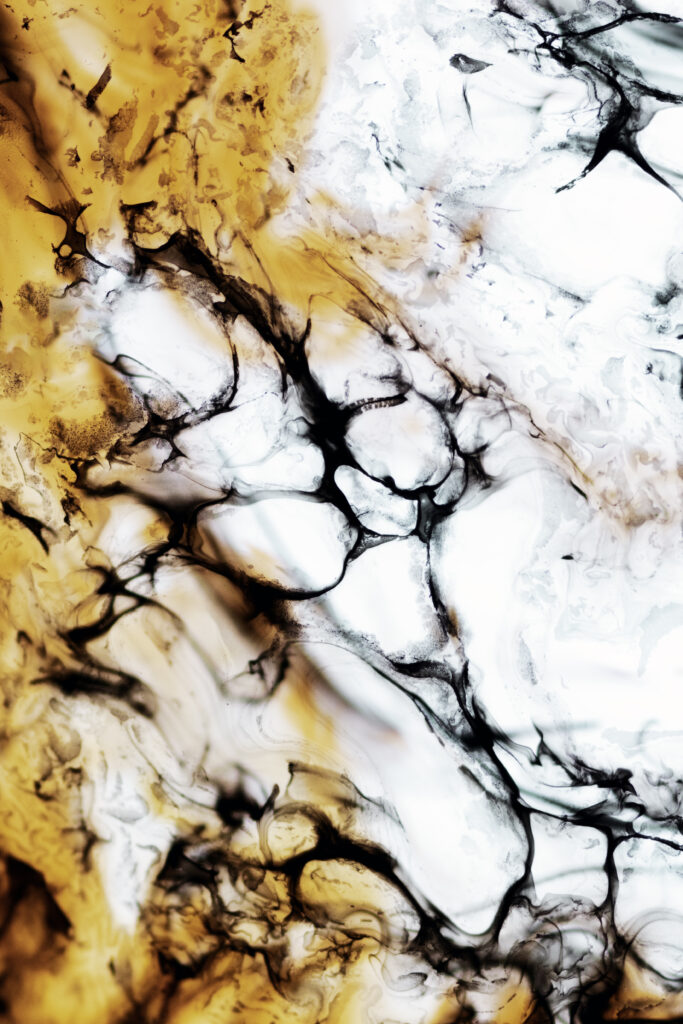 Abstract Black, White & Gold Fluid Design Wallpaper Background
