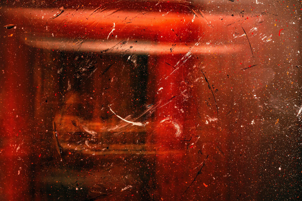 Deep Red Abstract Wallpaper: Chaotic Design in 4K UHD Quality