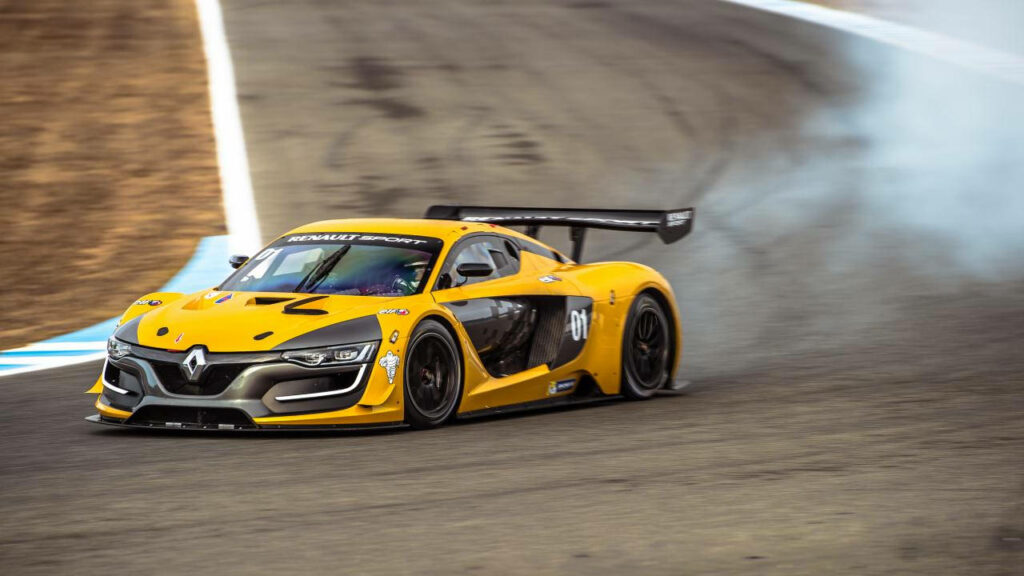 Renault R.S. 01 Racing Wallpaper: Speed, Precision & Adrenaline