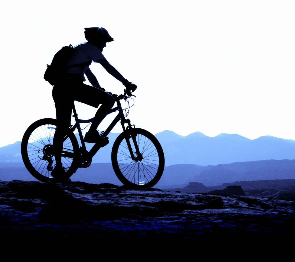 Adrenaline-Pumping MTB Adventure: A Stunning 4K Wallpaper for Sport Enthusiasts!