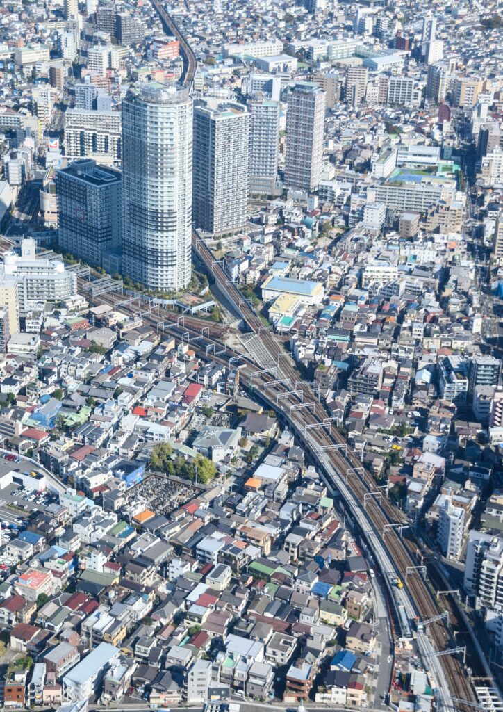 Aerial Cityscape Wallpaper: Dynamic Urban Grid & Architectural Diversity