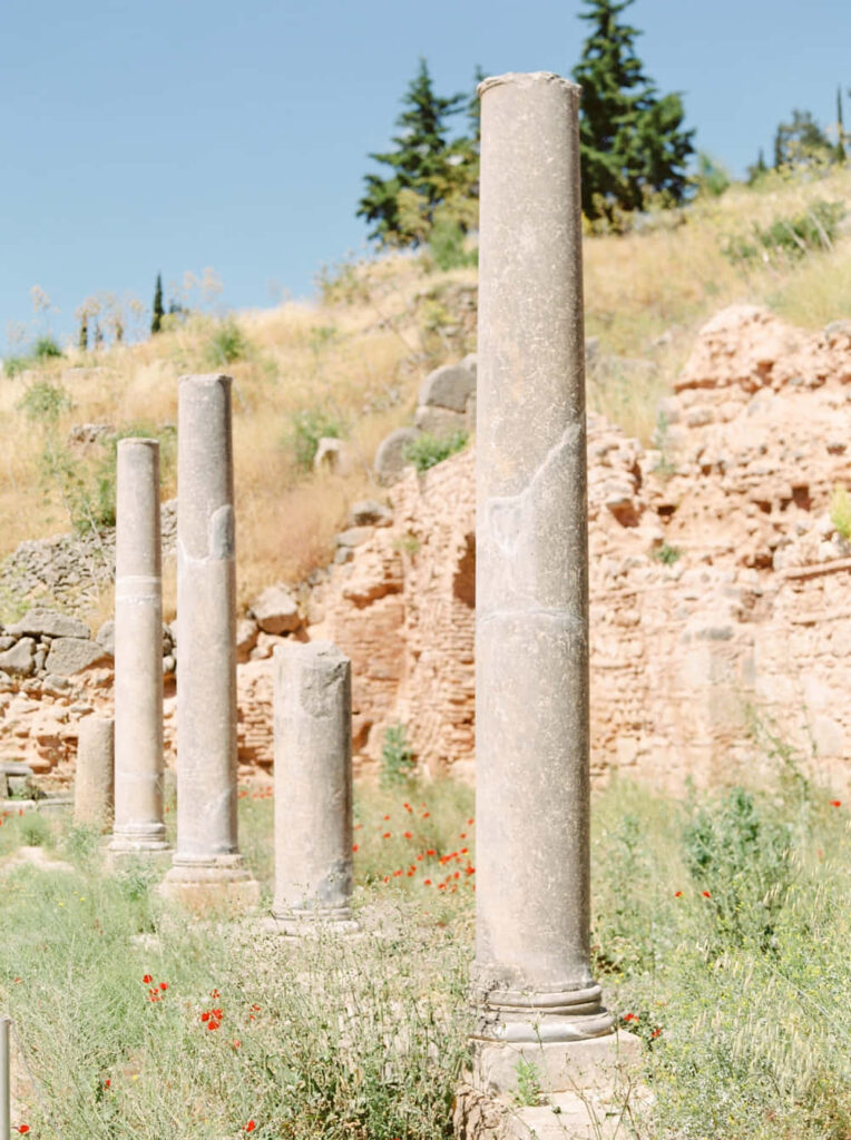 Aesthetic Wallpaper: Ancient Delphi Ruins with Scenic Background