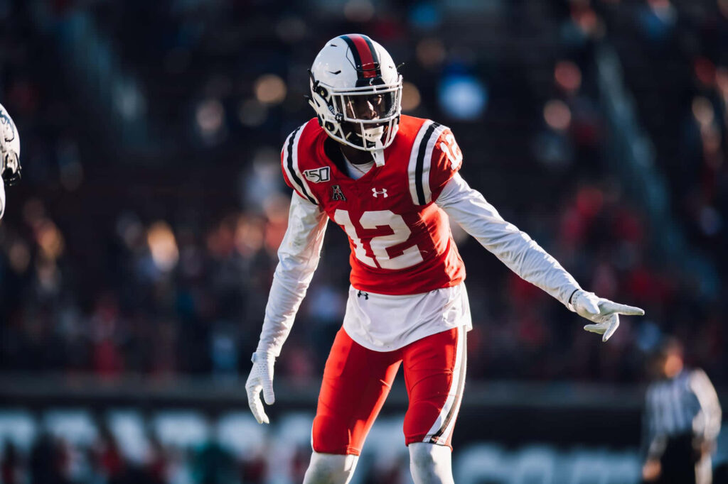 Ahmad Gardner Action Wallpaper: Intensity & Focus on the Field