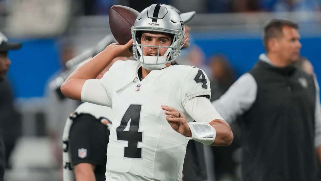 Aidan OConnell number 4 warming up as quarterback for Raiders football dynamic wallpaper background