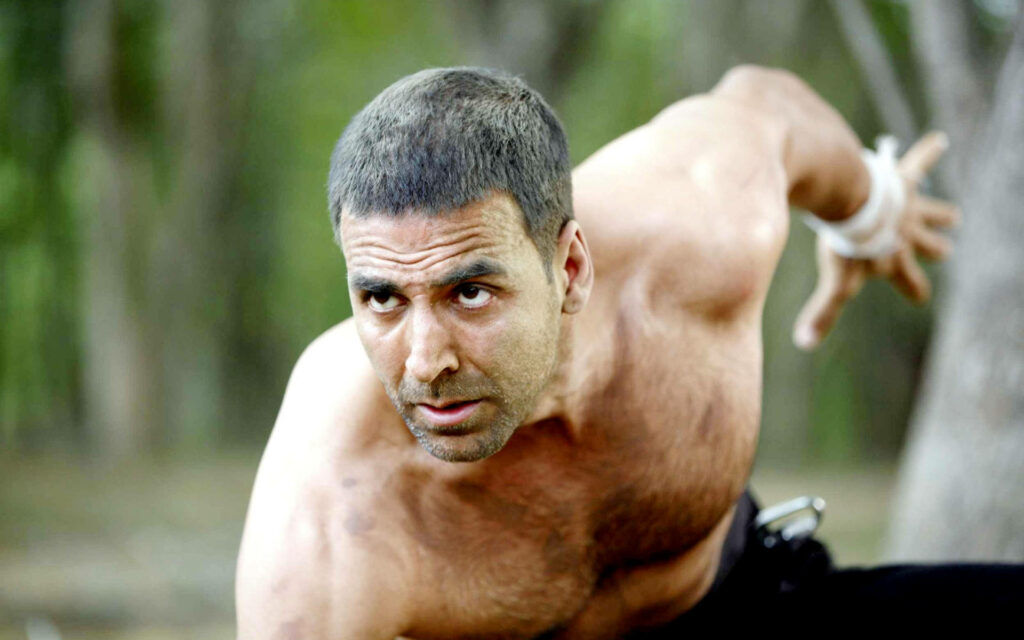 Akshay Kumar intense martial arts pose Chandni Chowk To China action movie outdoor background Wallpaper
