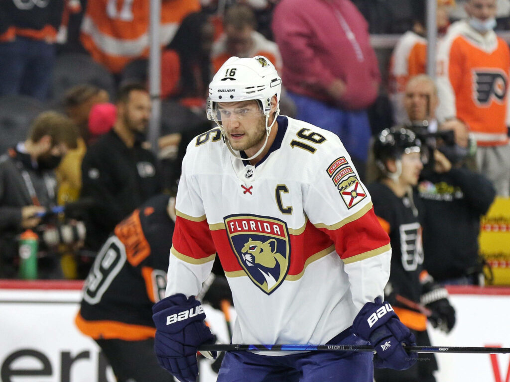 Florida Panthers captain Aleksander Barkov focused on ice in intense NHL game vs Philadelphia Flyers Wallpaper