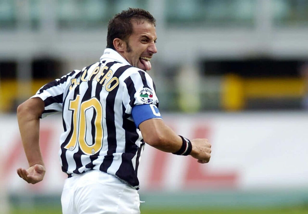 Alessandro Del Piero celebrating goal in iconic Juventus jersey football wallpaper background
