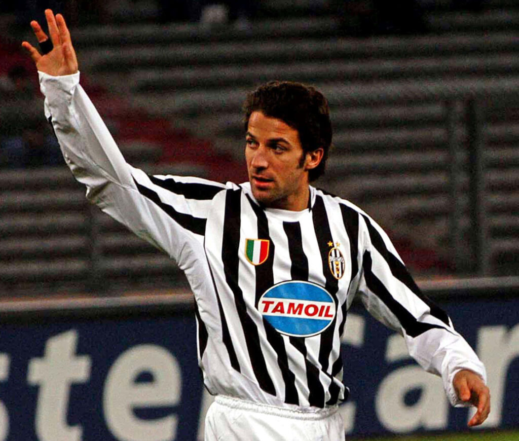 Alessandro Del Piero in Juventus jersey showing football skills on the field during match wallpaper