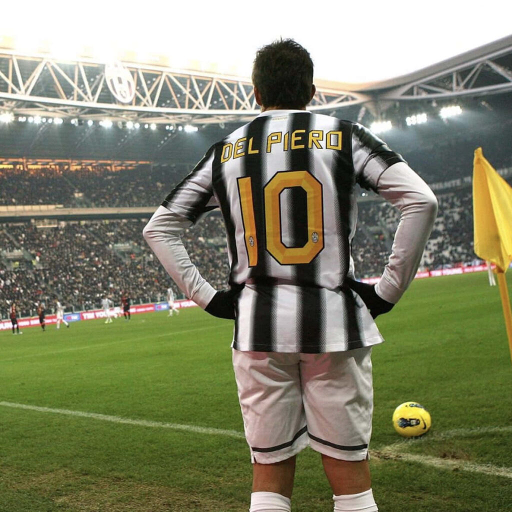 Alessandro Del Piero Juventus jersey number 10 preparing for set piece at packed stadium wallpaper