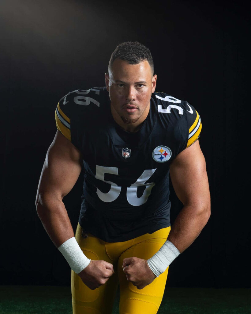 Alex Highsmith Pittsburgh Steelers intense football portrait showing strength and determination Wallpaper