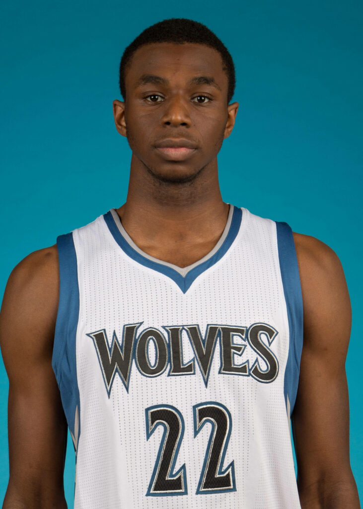 Andrew Wiggins 2014 portrait in Minnesota Timberwolves jersey teal background basketball wallpaper
