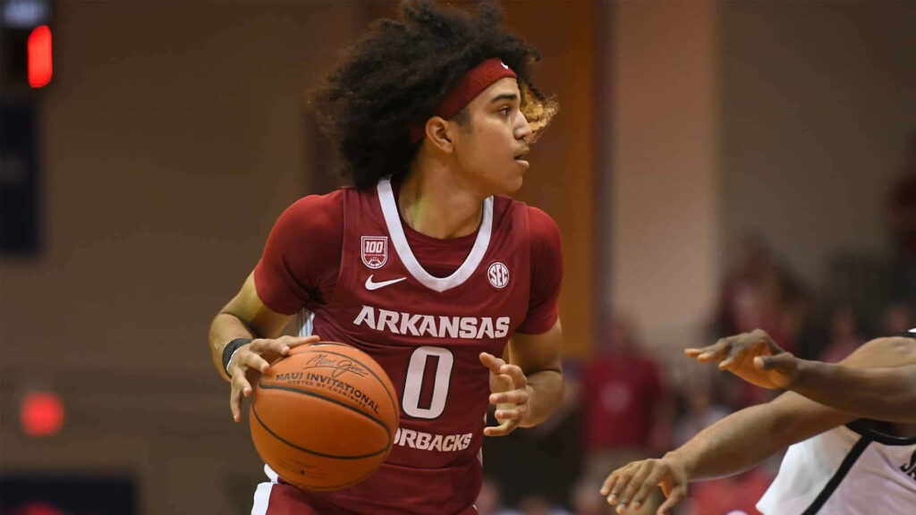 Anthony Black Arkansas Razorbacks basketball player in action showing focus and athleticism Wallpaper
