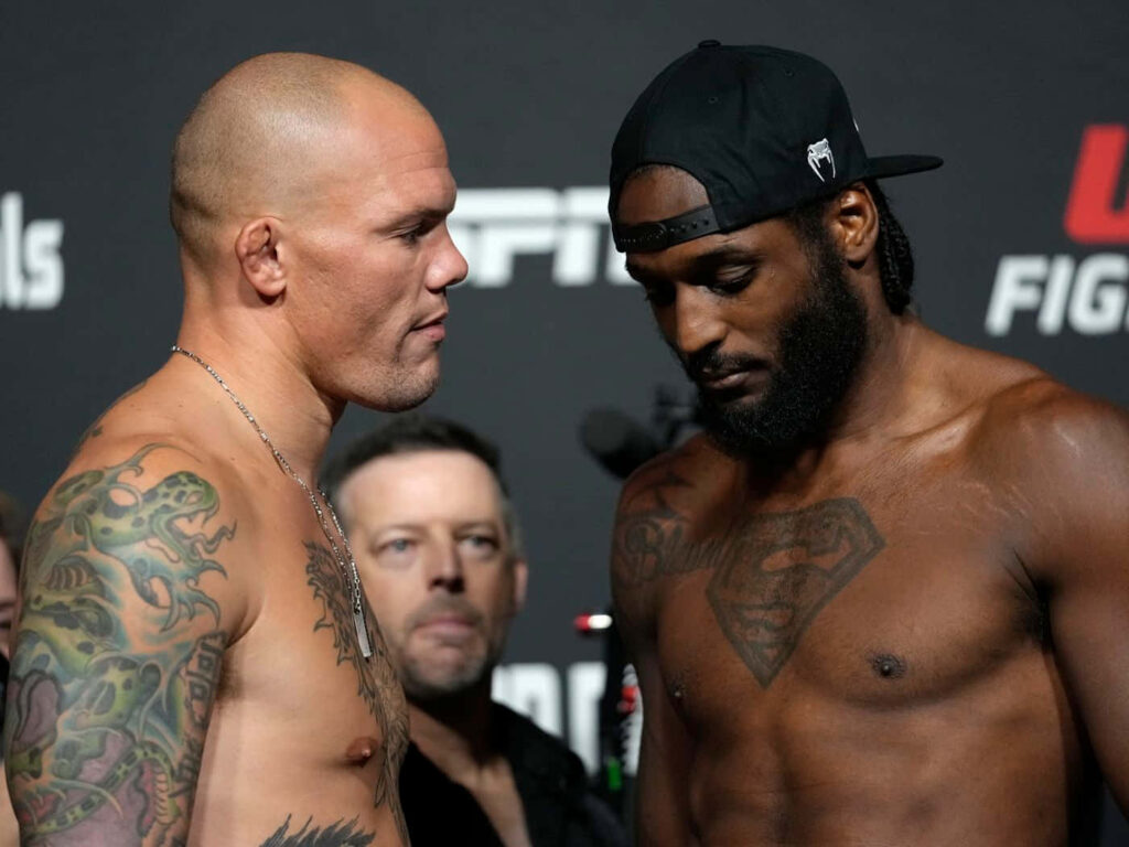 Anthony Smith and Ryan Spann intense stare down UFC pre fight faceoff wallpaper background
