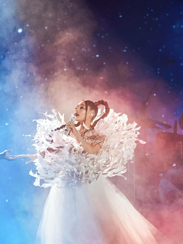 Ariana Grande Ethereal Wallpaper: Cosmic Lights & Dreamy Atmosphere