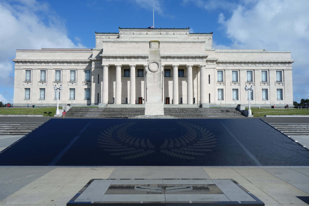 Auckland War Memorial Museum exterior with neoclassical architecture and memorial features wallpaper