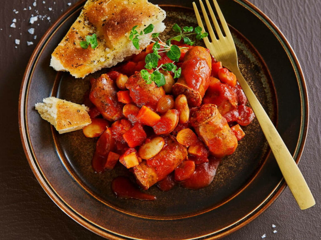 Authentic French Cassoulet Wallpaper: Tender Pork & Savory Sausages