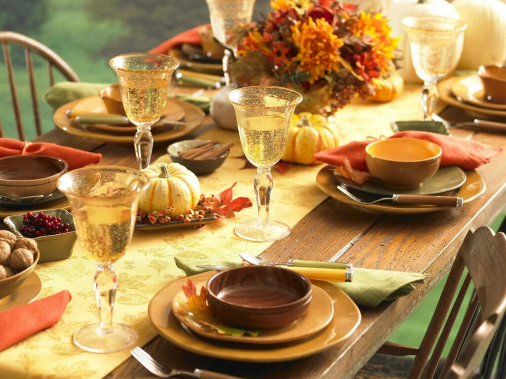 Autumn Dinner Table Wallpaper: Cozy, Warm Colors & Elegant Decor