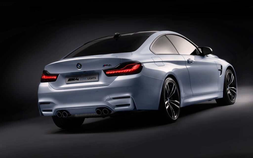 Elegant BMW F82 Rear View Wallpaper: Sporty Design & Aesthetic