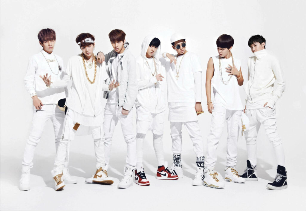 BTS: Blinged Out in White Delight Wallpaper