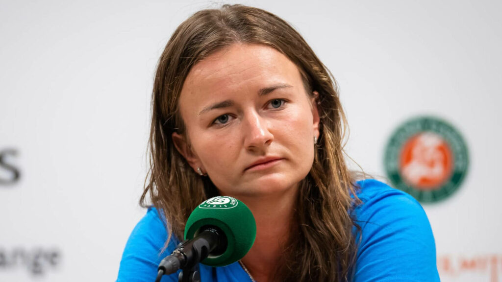 Tennis player Barbora Krejcikova calm focused press conference Australian Open 2022 wallpaper