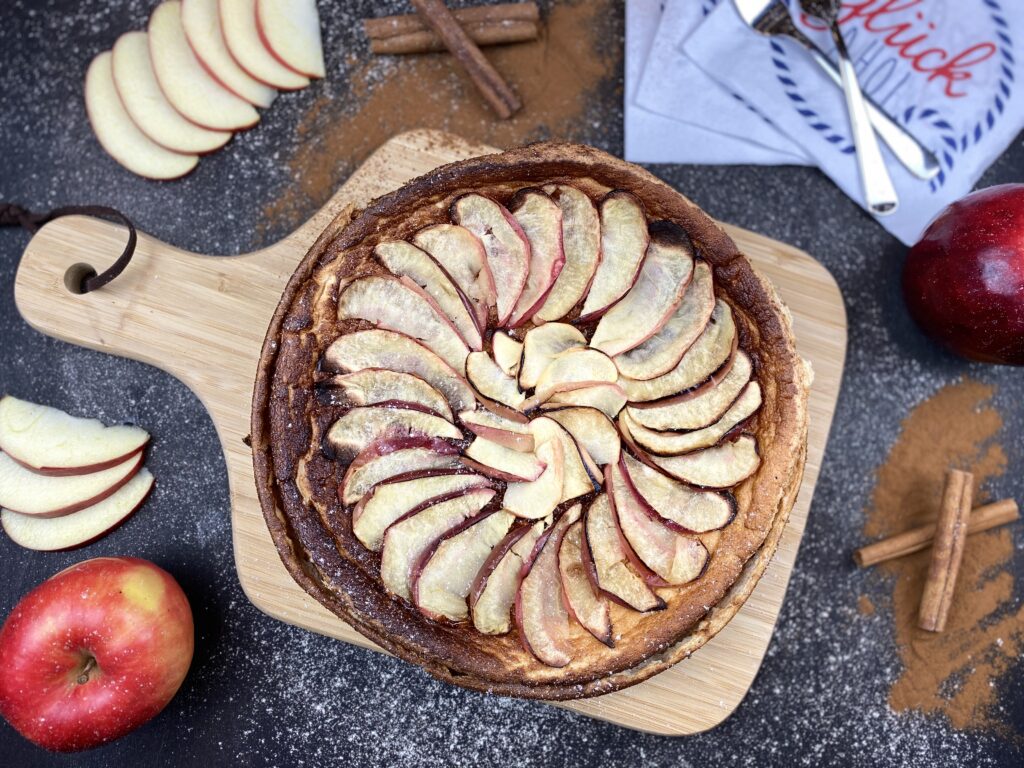 Delicious Apple Cheesecake with Sliced Apples & Cinnamon – Wallpaper