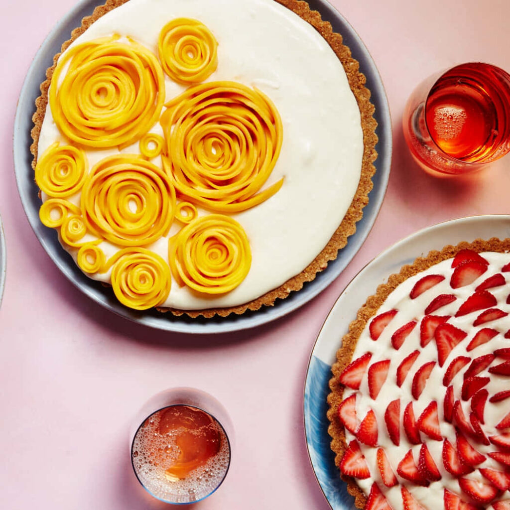 Delightful Dessert Wallpaper: Creamy Tarts & Refreshing Beverages