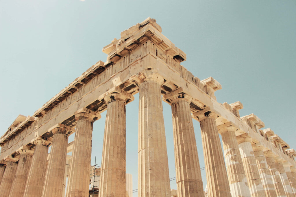 Ancient Parthenon Columns Wallpaper: Timeless Architectural Beauty
