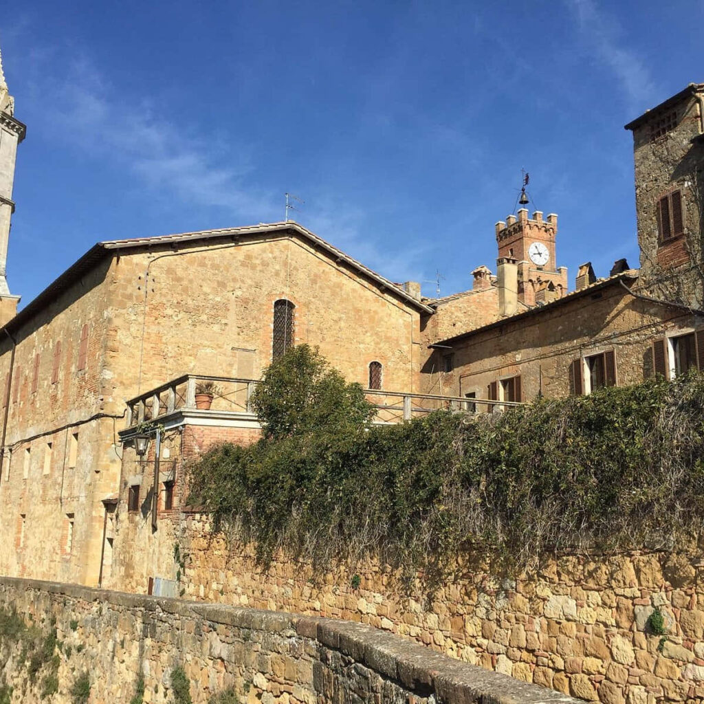 Pienza Wallpaper: Stunning Ancient Architecture & Clock Tower Background