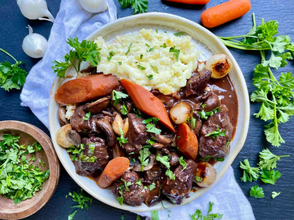 Delicious Beef Bourguignon with Mashed Potatoes: Tasty Wallpaper