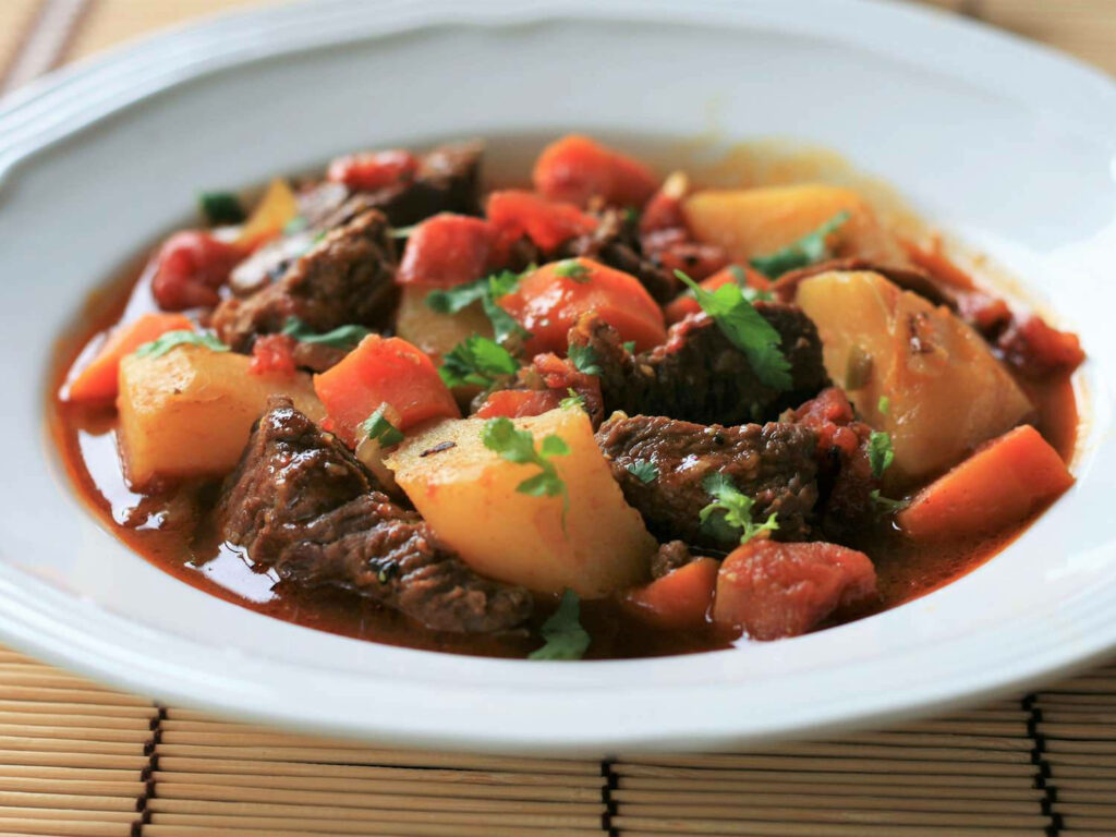 Beef Bourguignon Wallpaper: Tender Beef, Potatoes & Rich Sauce