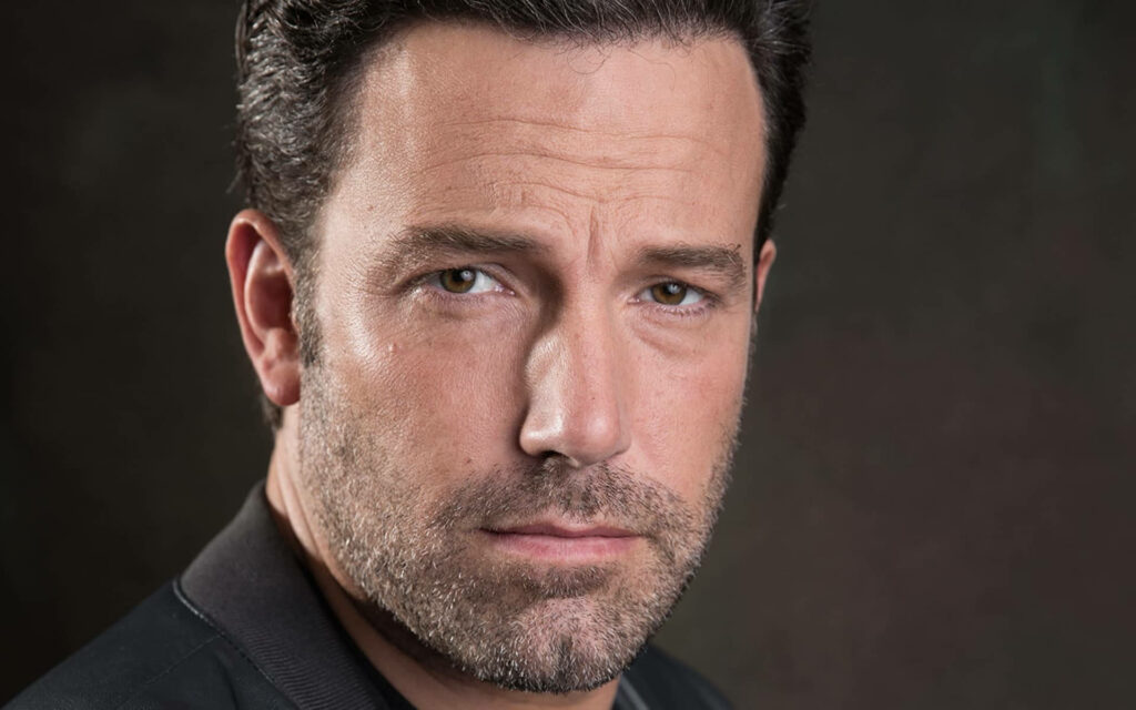 Ben Affleck Close-Up Wallpaper: Smoldering Expression & Sharp Features