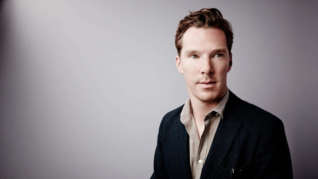 Benedict Cumberbatch portrait wallpaper in dark suit light shirt minimalist grey background