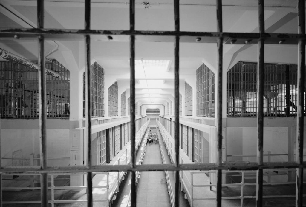 Black and White Alcatraz Prison Wallpaper: Stark Cell Interior