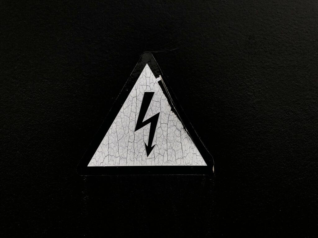 Black & White Wallpaper: Danger Lightning Bolt Triangle Sign Design