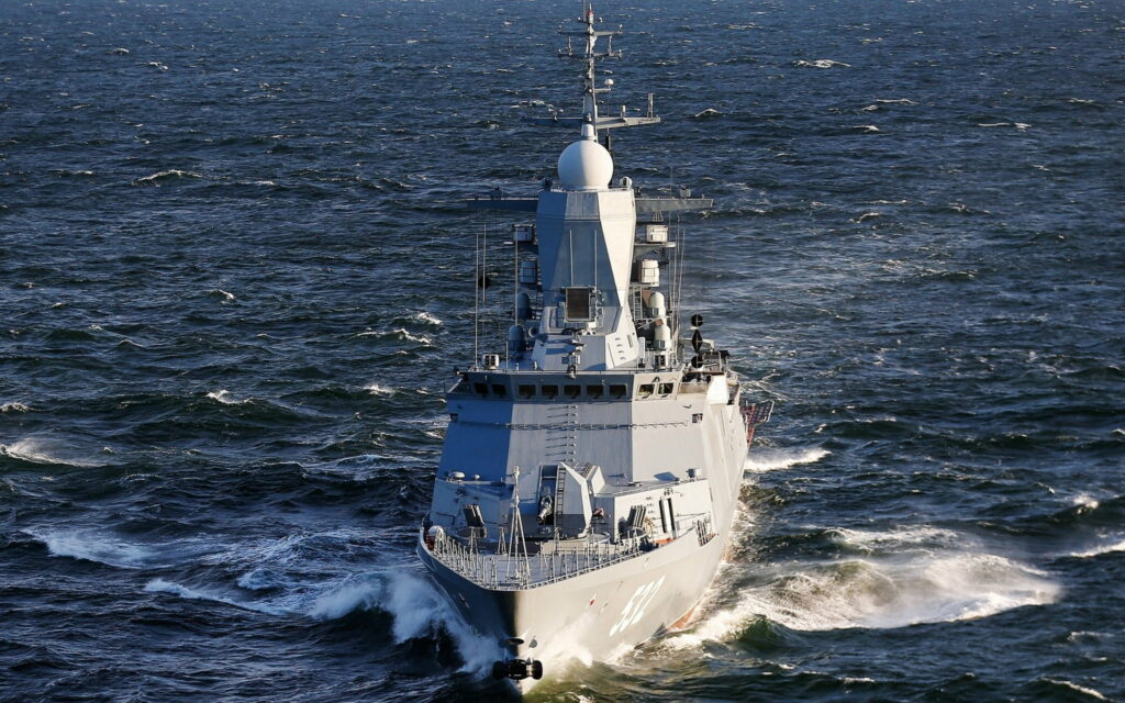 Navigating the High Seas: Majestic Steregushchy-class Russian Corvette Proudly Represents the Mighty Russian Navy Wallpaper