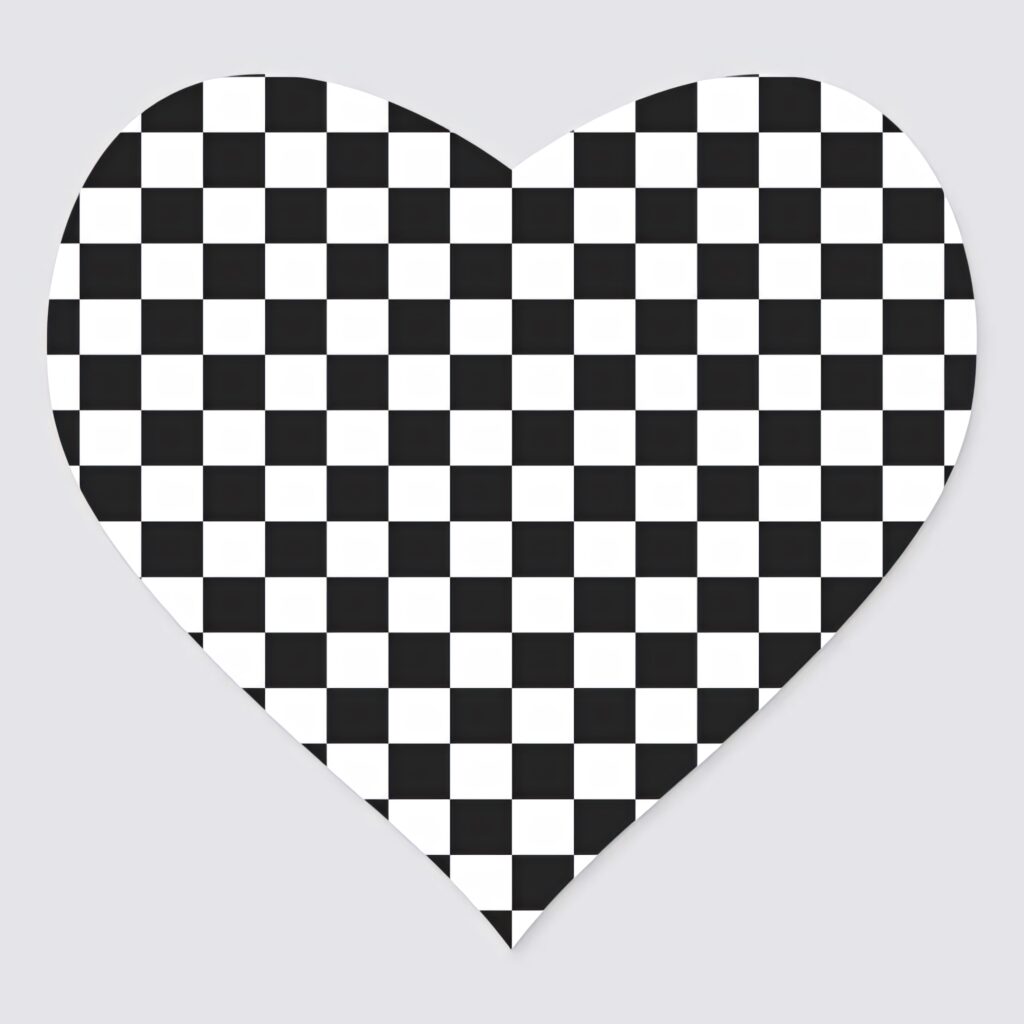 Bold Checkerboard Heart Wallpaper - Black & White Design