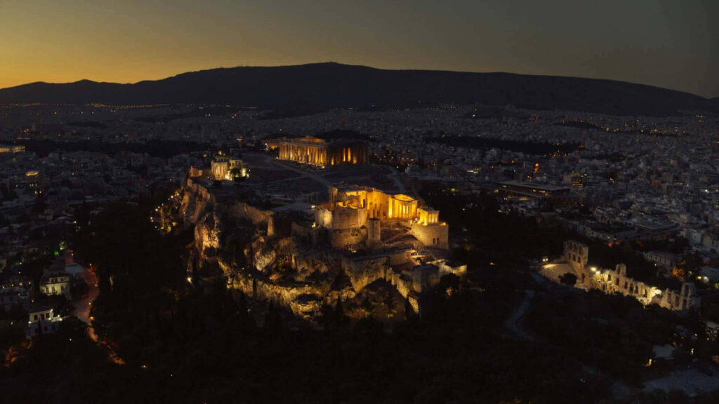 Twilight Acropolis Wallpaper: Breathtaking View of Ancient Greece