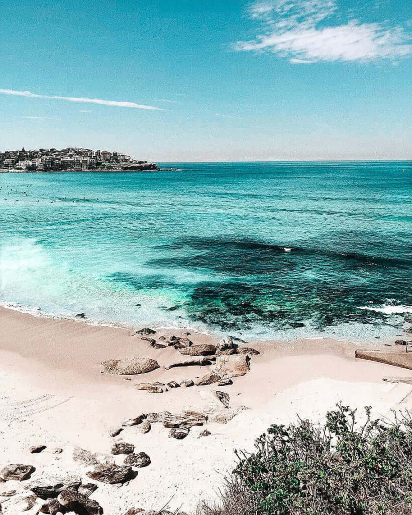 Pristine Australian Beach Wallpaper: Tranquil Turquoise Waters