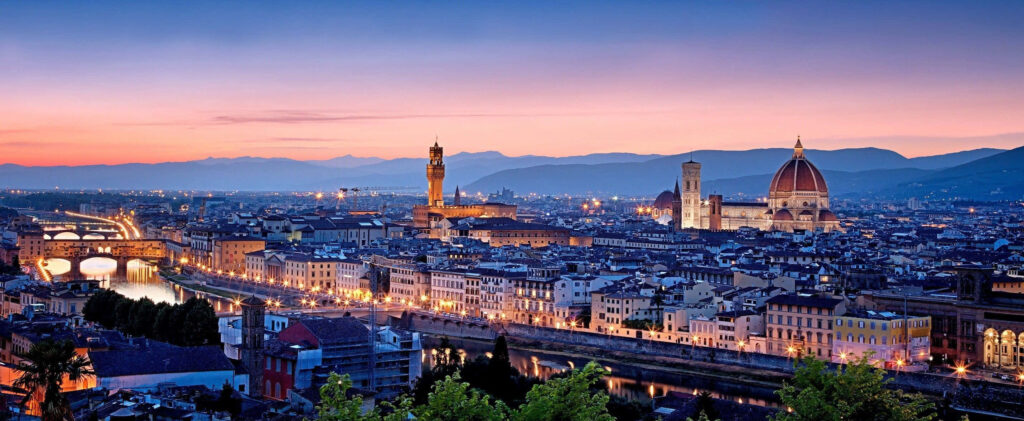 Florence Sunset Wallpaper: Ponte Vecchio & Arno River Skyline